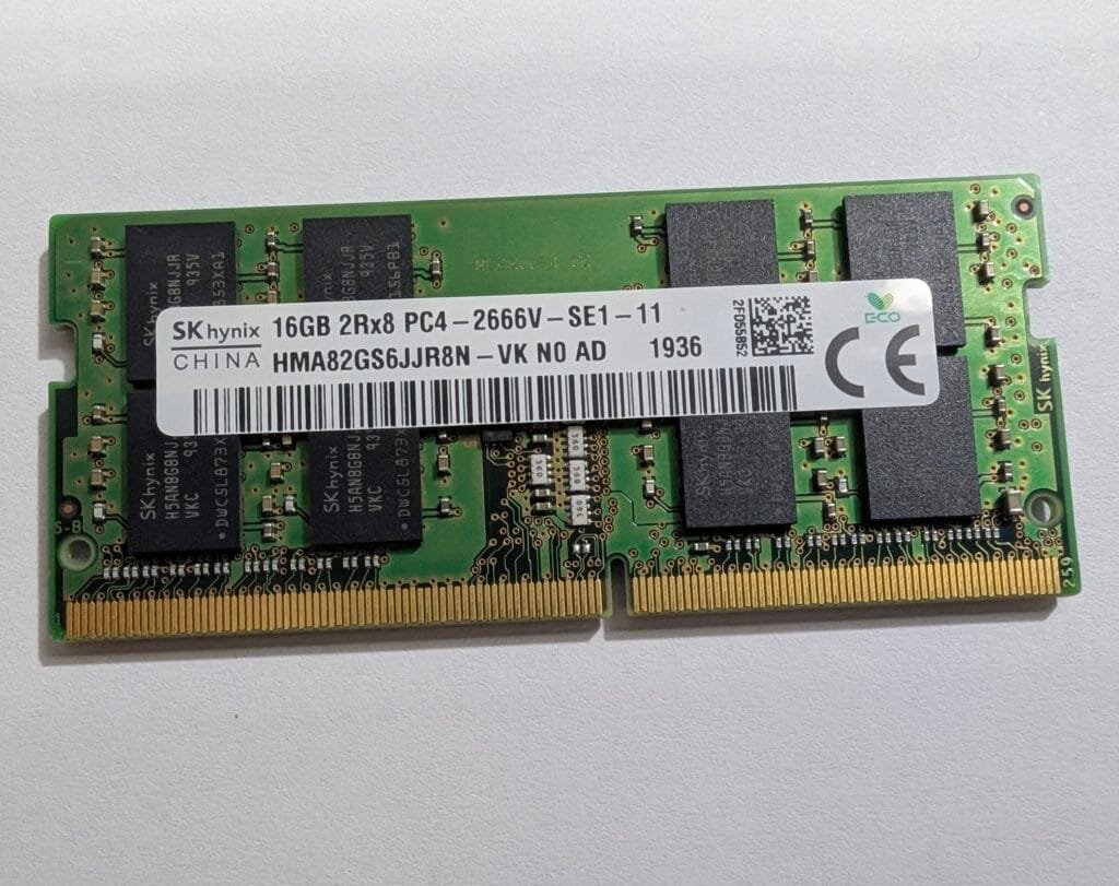 SIMPLETEK - MODULO BANCO MEMORIA RAM 8GB DIMM DDR4