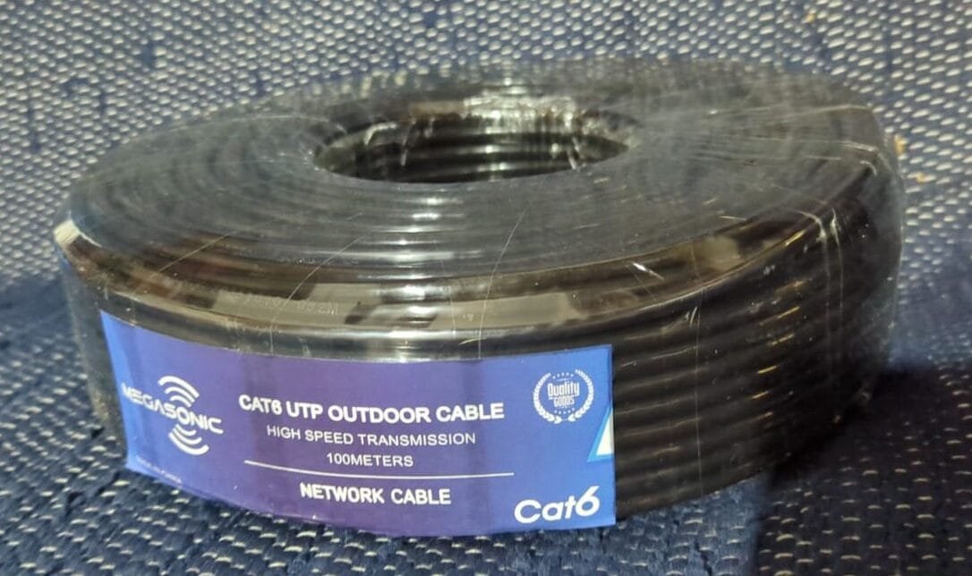 Cable de red UTP CAT6 Exterior Megasonic 100 Metros color Negro